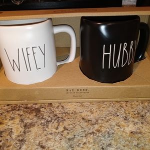 Rae Dunn mug set Hubby Wifey new in box NIB